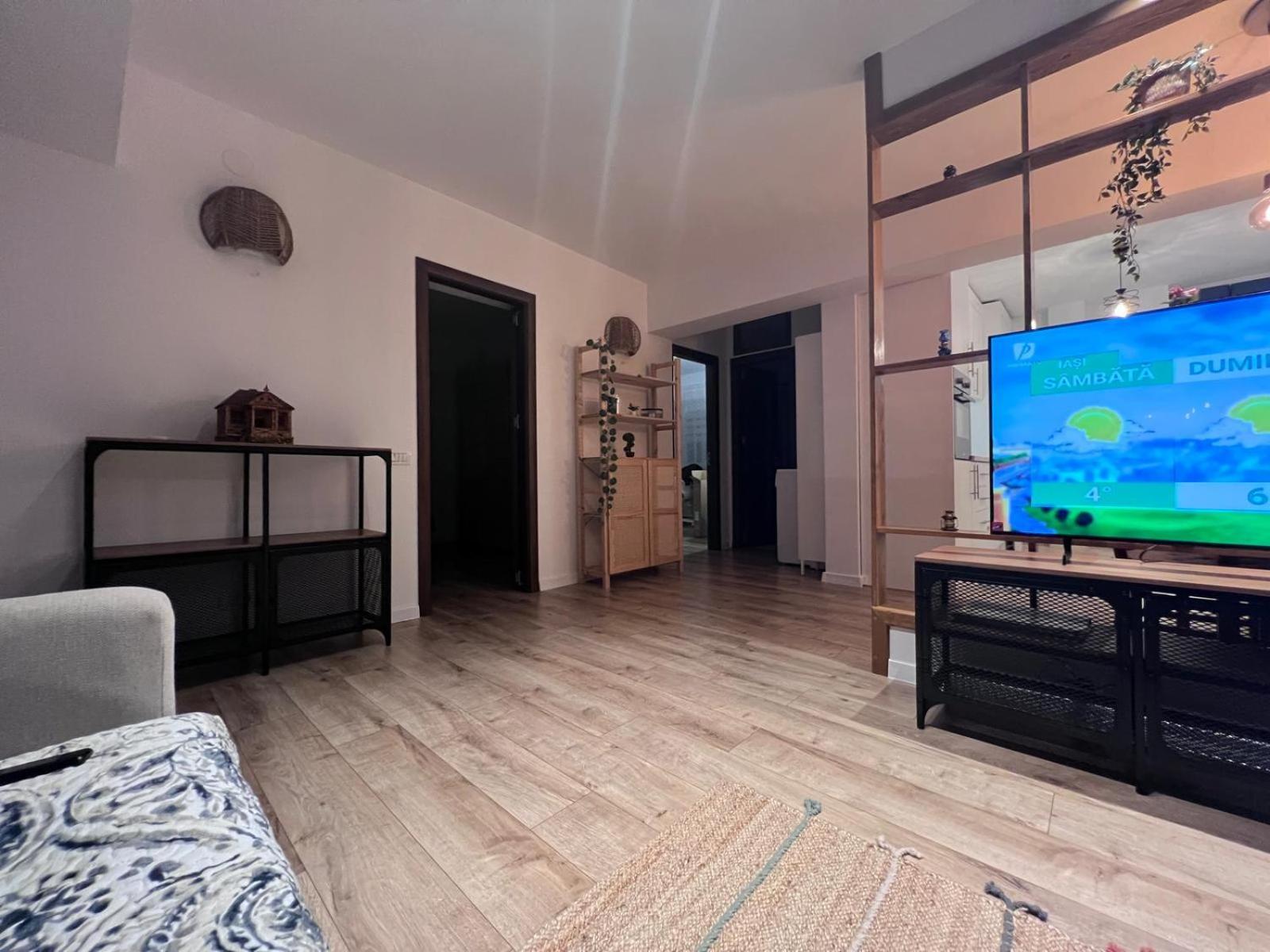 Central-Home Targu Jiu Bagian luar foto